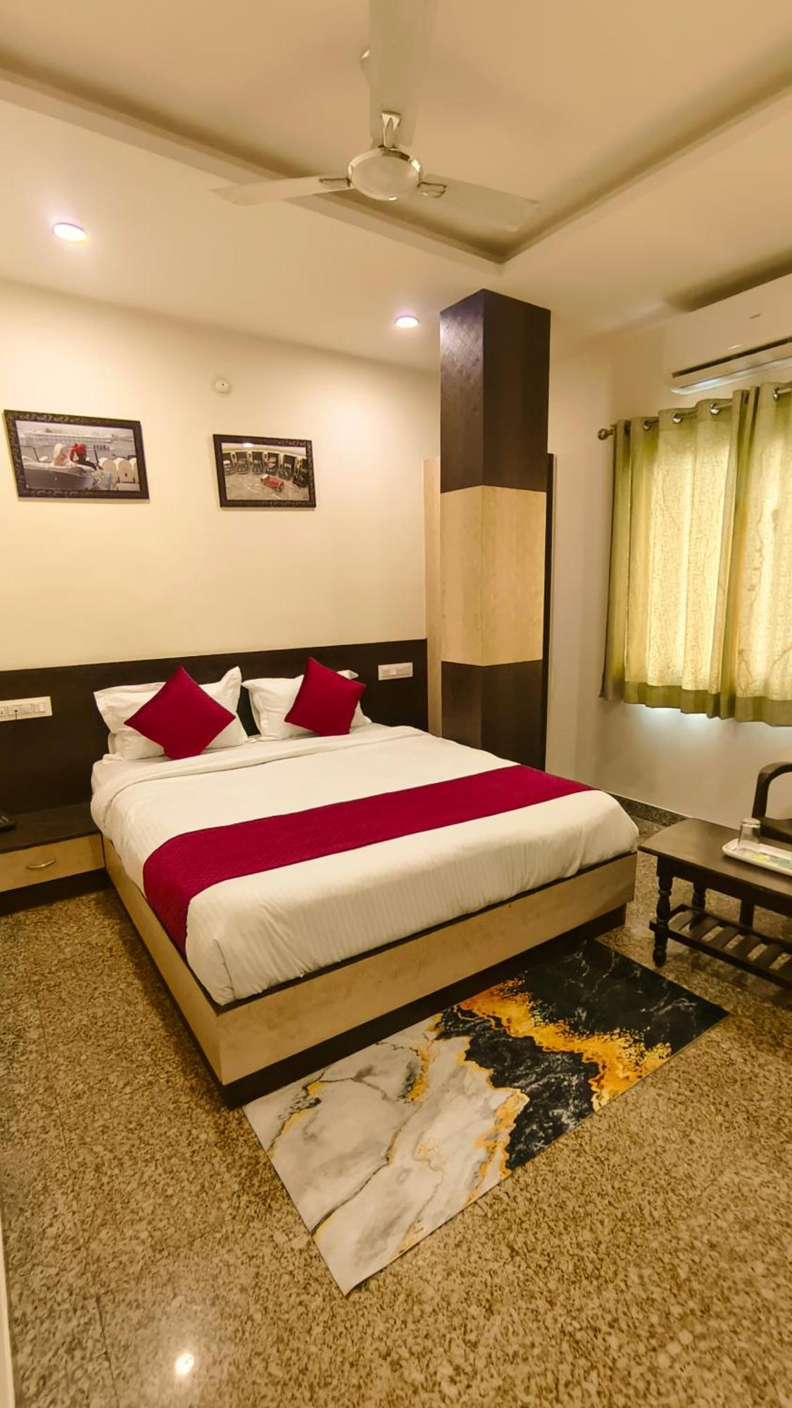 Hotel Rajputana Palace Udaipur Buitenkant foto
